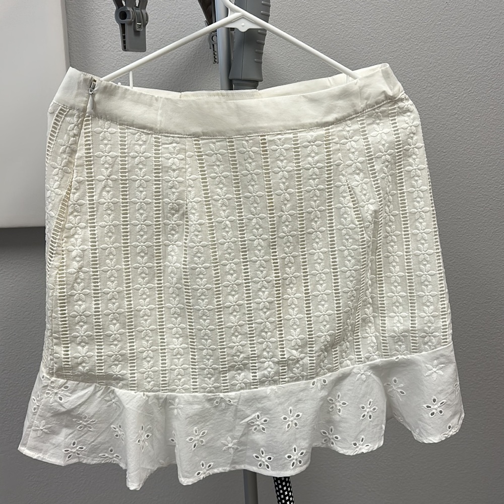 Mini Skirt - Picture 4 of 6